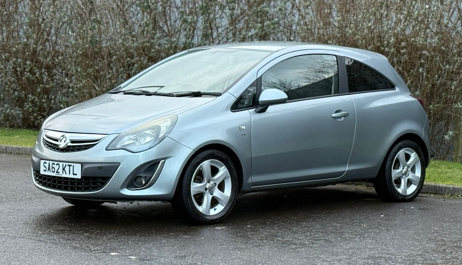 Used Vauxhall Corsa 2012 for sale - 77186795: Photo 3