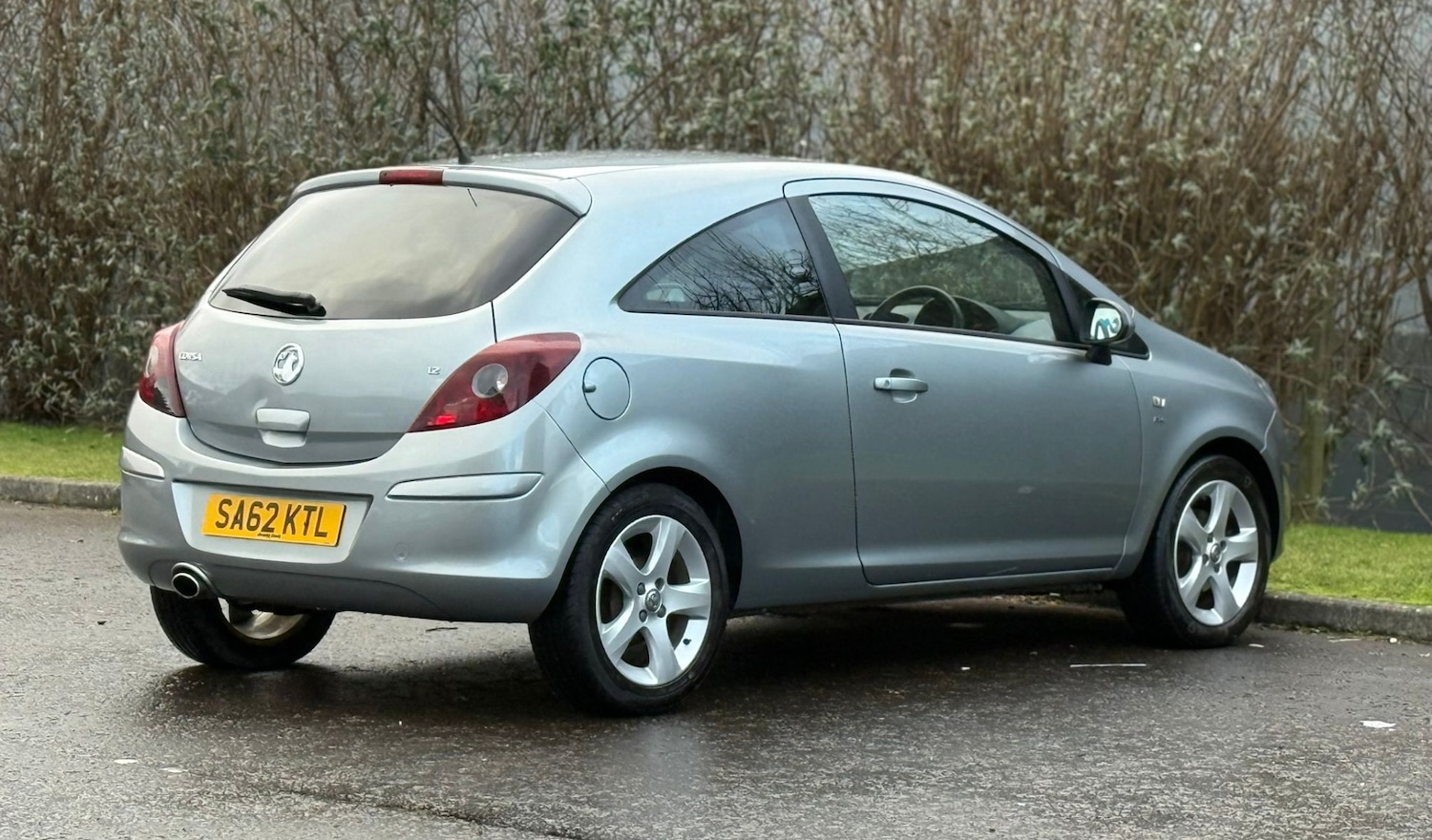 Used Vauxhall Corsa 2012 for sale - 77186795: Photo 4