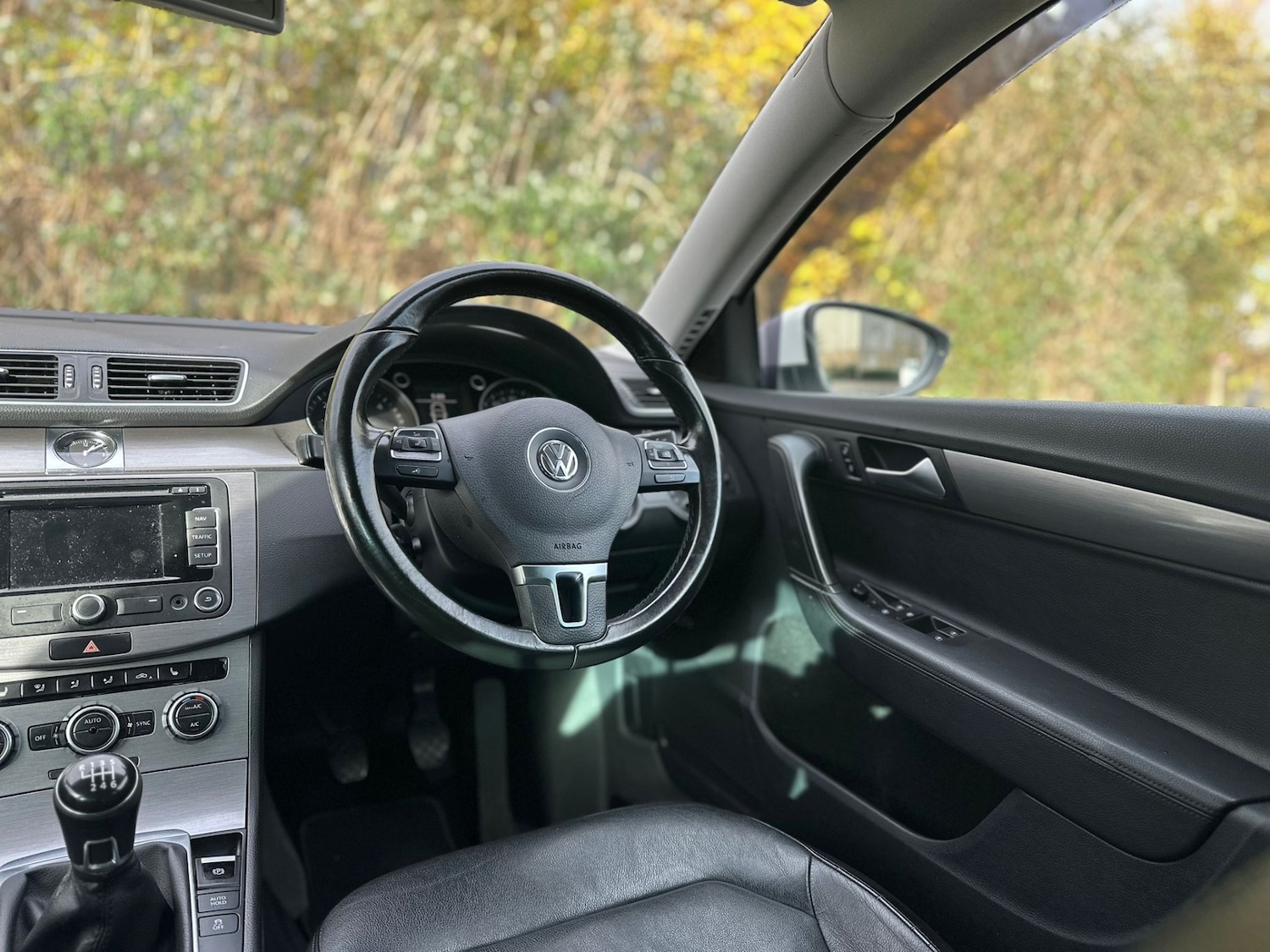 Used Volkswagen Passat 2014 for sale - 76330124: Photo 11