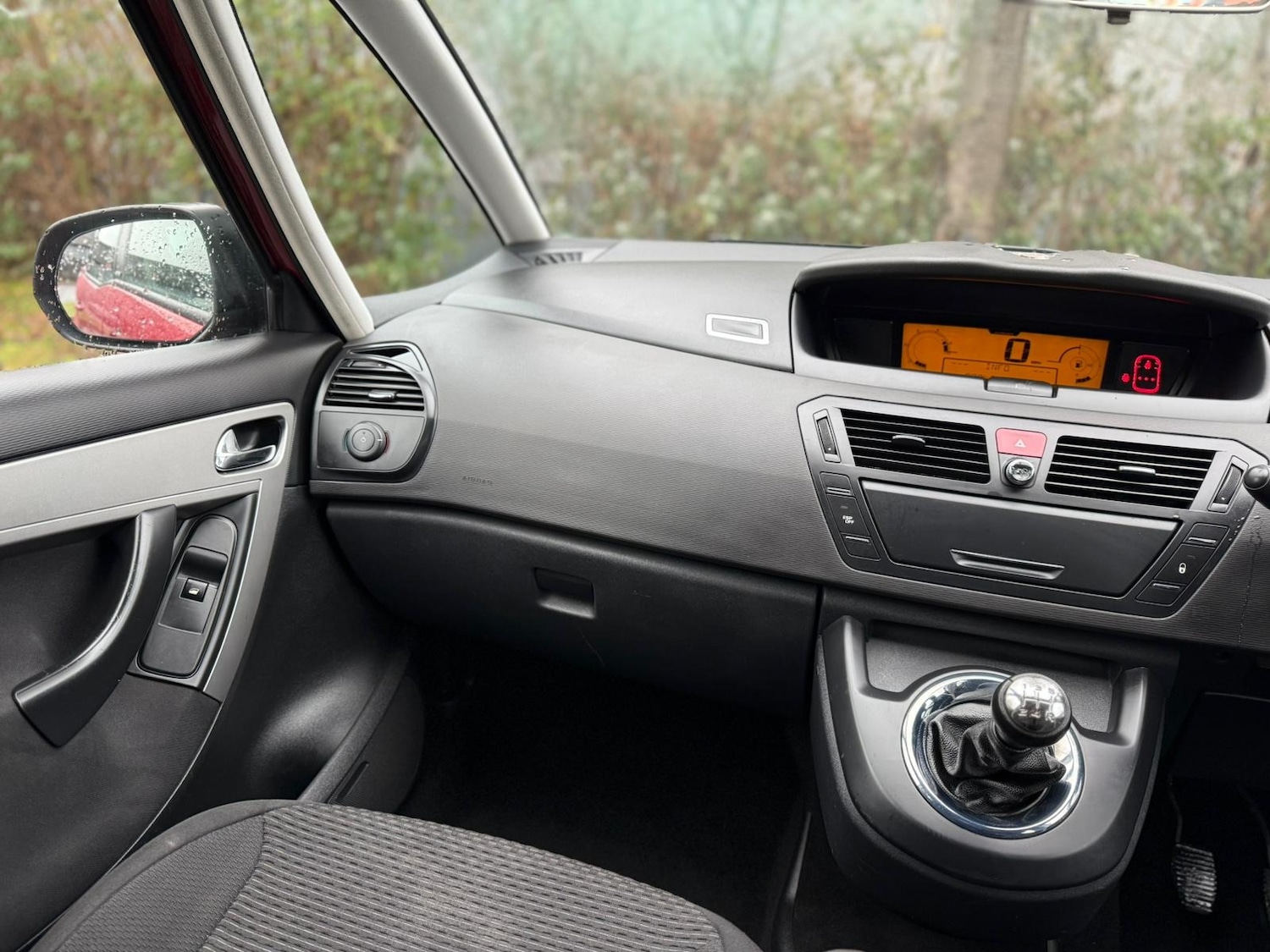 Used Citroen C4 Picasso 2010 for sale - 76707008: Photo 8