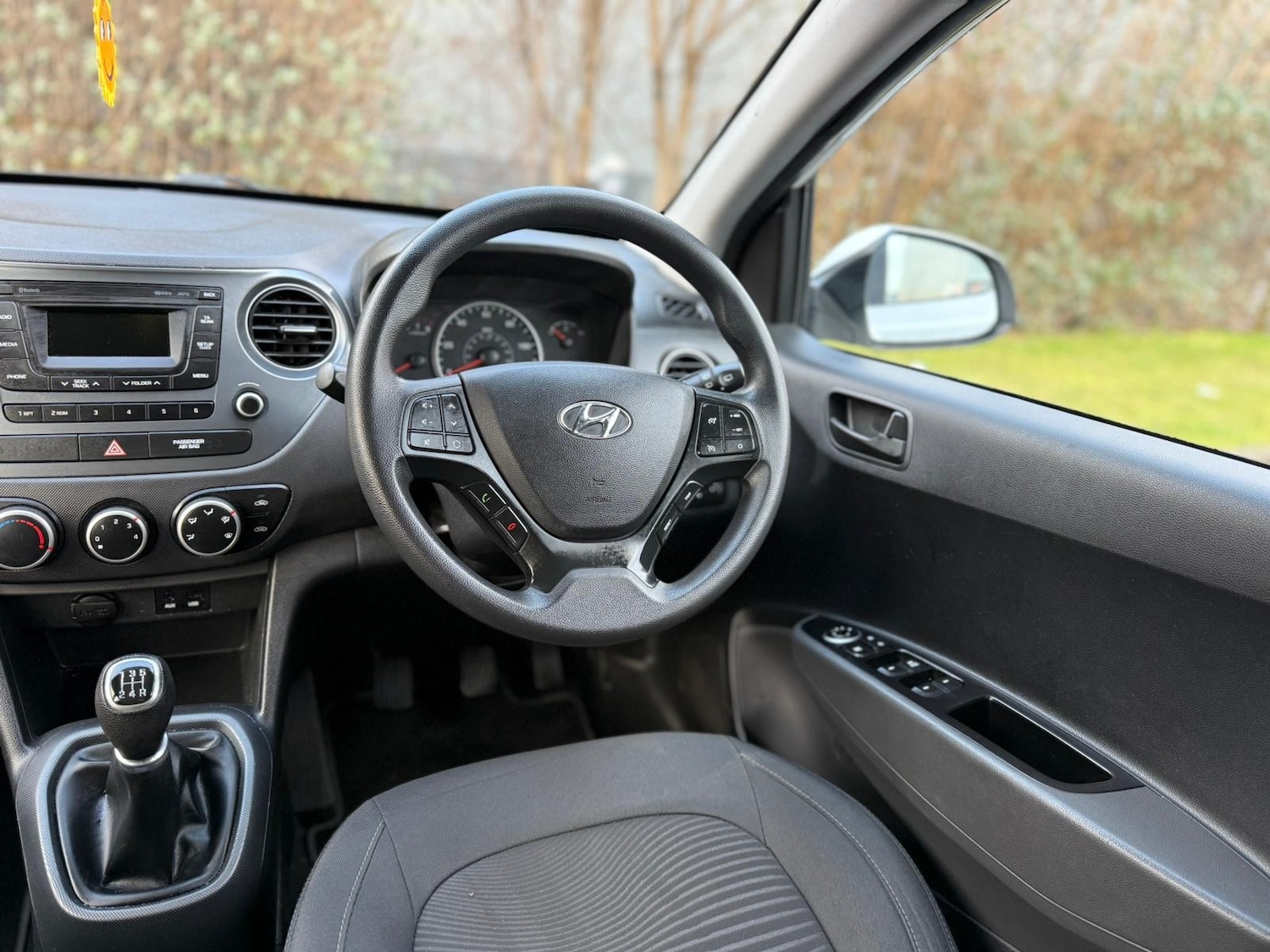 Used Hyundai i10 2017 for sale - 77235564: Photo 9