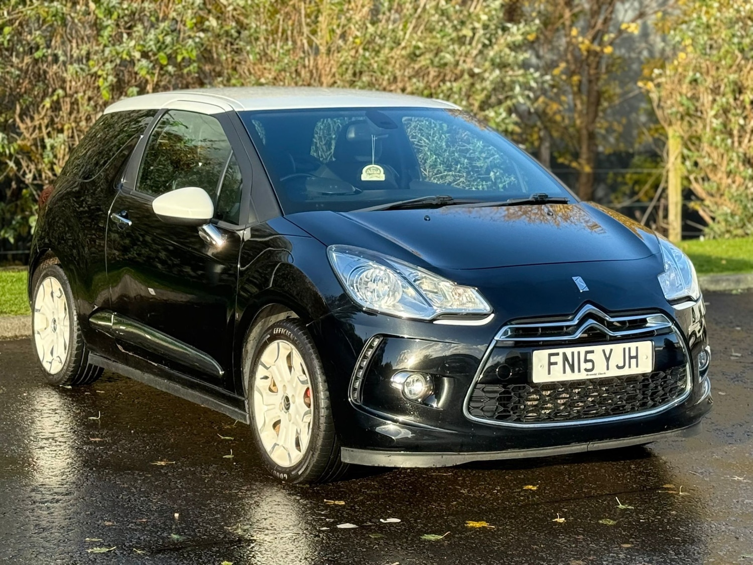 Used Citroen DS3 2015 for sale - 76449557: Photo 2