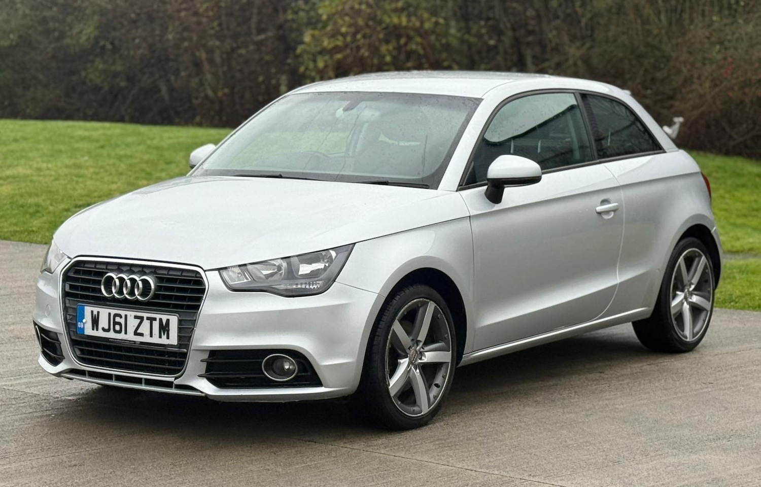 Used Audi A1 2011 for sale - 76948163: Photo 3