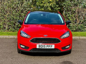 Used Ford Focus 2015 for sale - 76177460: Photo