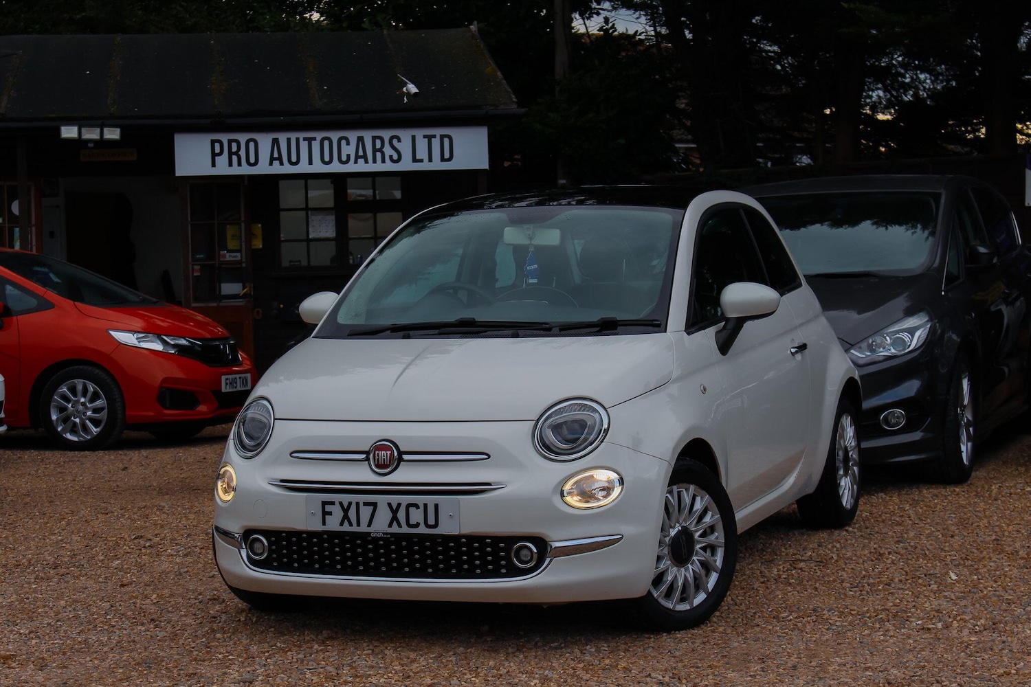 Used Fiat 500 2017 for sale - 76099631: Photo 2