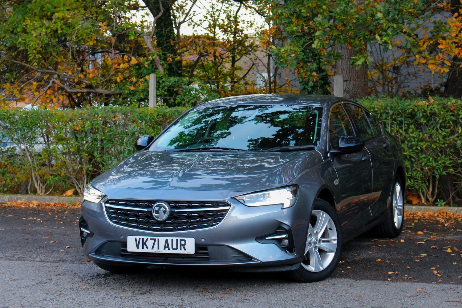 Used Vauxhall Insignia 2021 for sale - 76484884: Photo 2