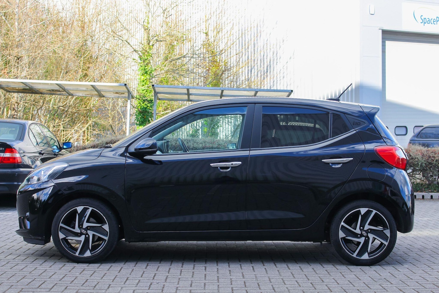 Used Hyundai i10 2023 for sale - 77611476: Photo 15