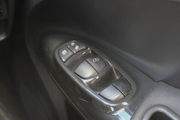 Used Nissan Juke 2018 for sale - 76122922: Photo 27