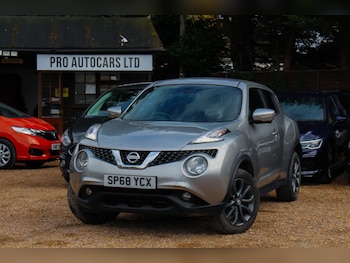 Used Nissan Juke 2018 for sale - 76122922: Photo 2