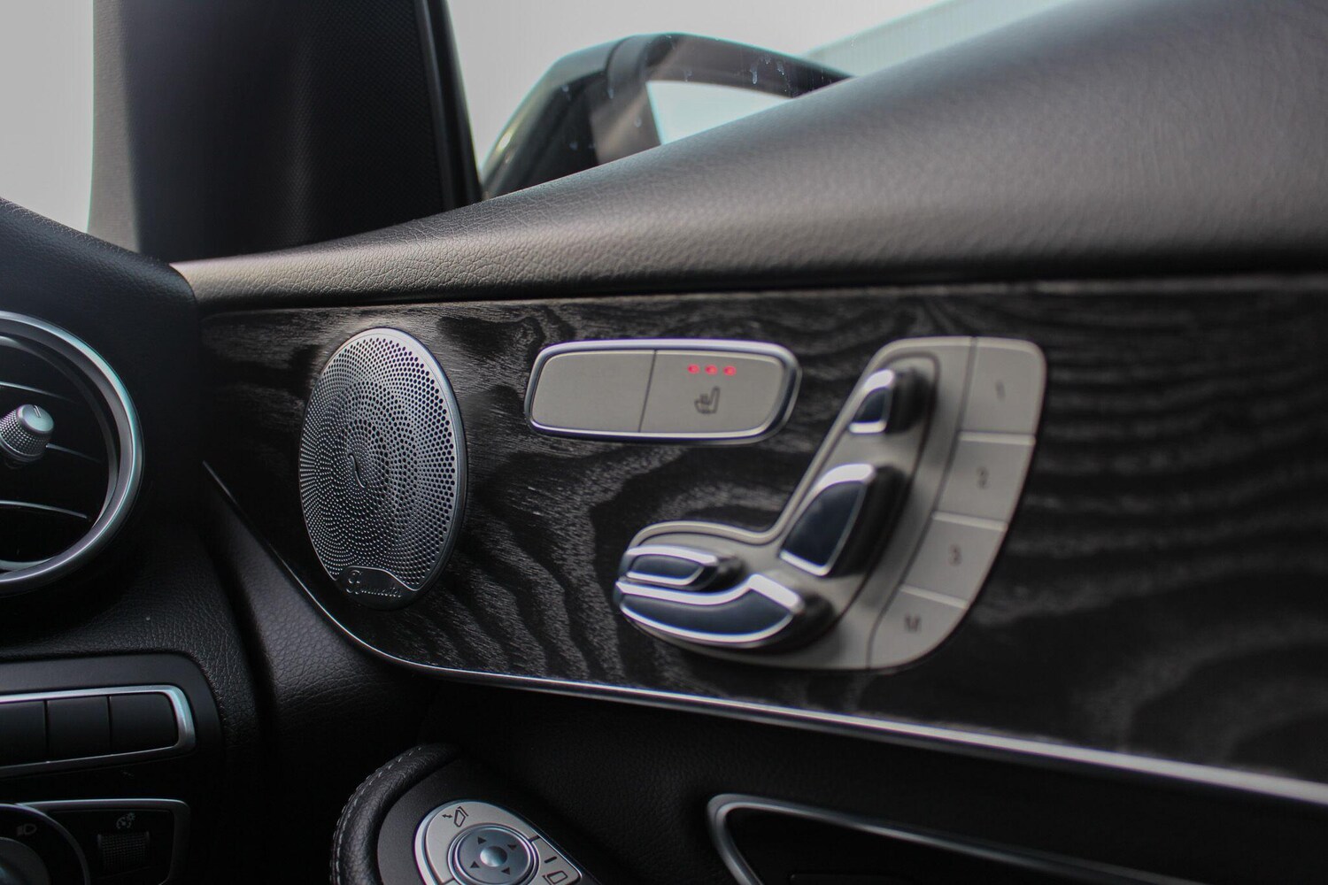 Used Mercedes-Benz GLC for sale - 77574516: Photo 42