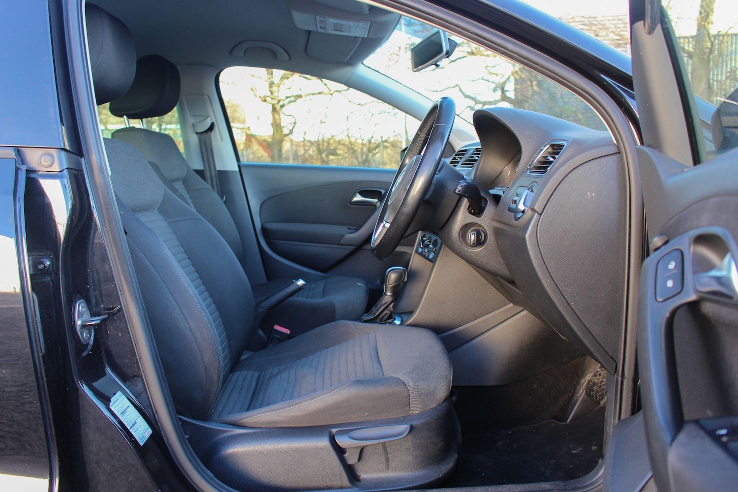 Used Volkswagen Polo 2012 for sale - 77101789: Photo 25