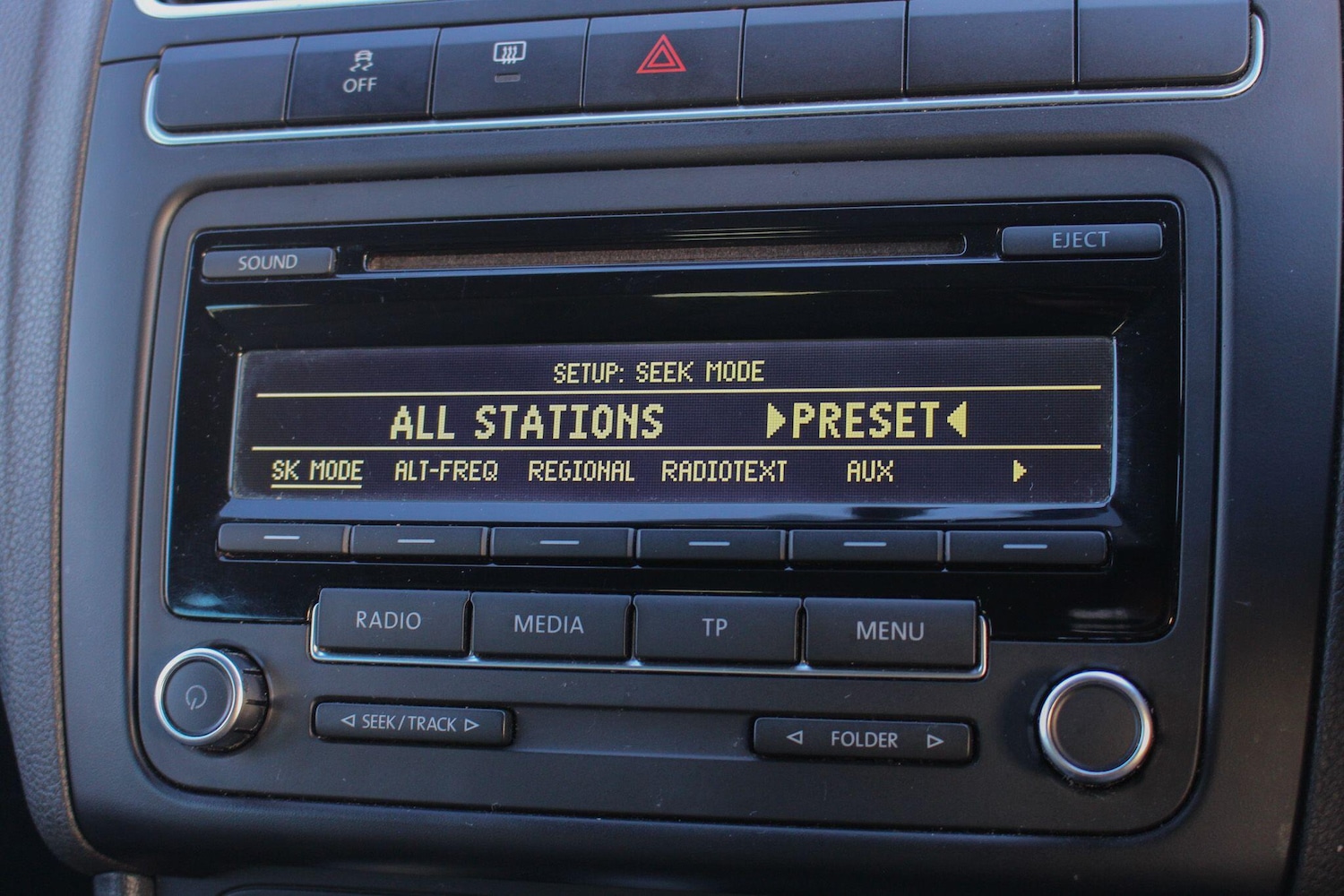 Used Volkswagen Polo 2012 for sale - 77101789: Photo 38