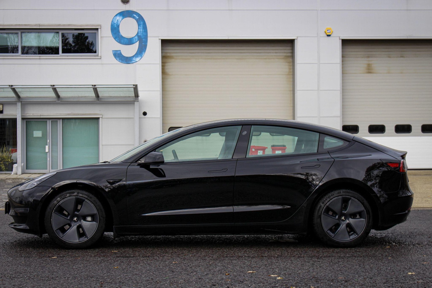 Used Tesla Model 3 2021 for sale - 76850491: Photo 14