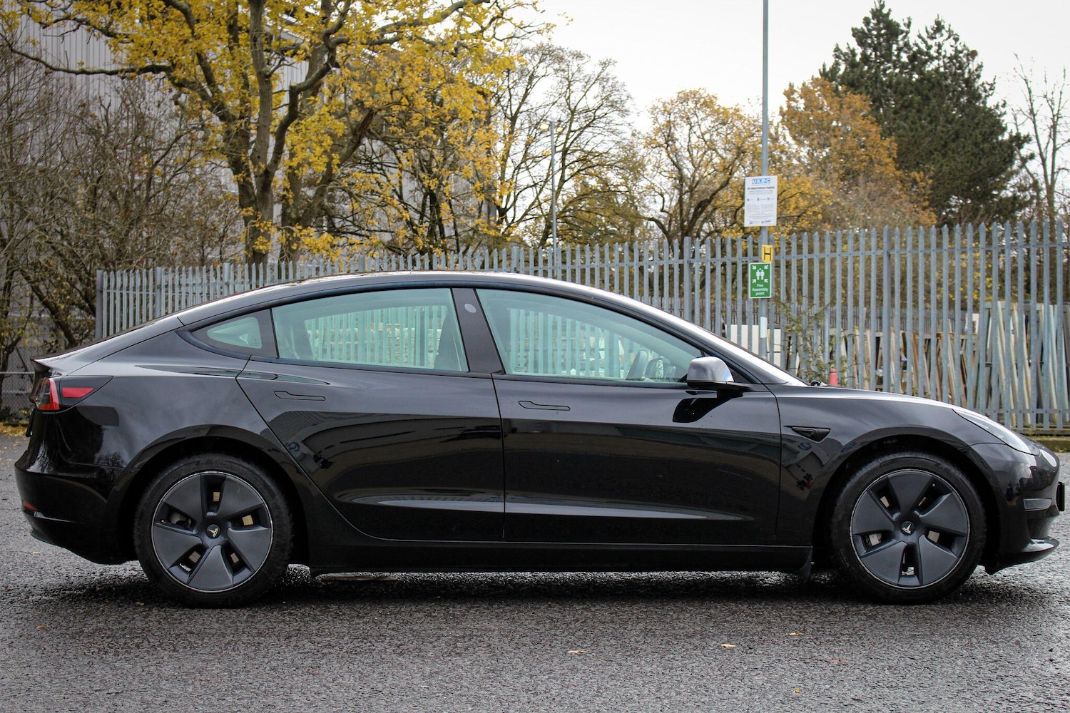 Used Tesla Model 3 2021 for sale - 76850491: Photo 19