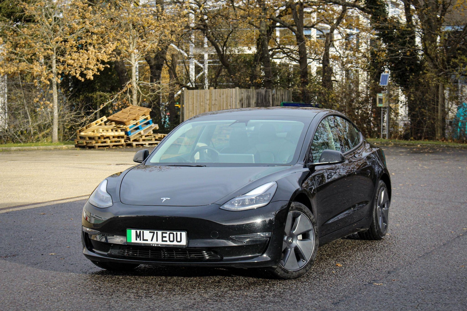 Used Tesla Model 3 2021 for sale - 76850491: Photo 2