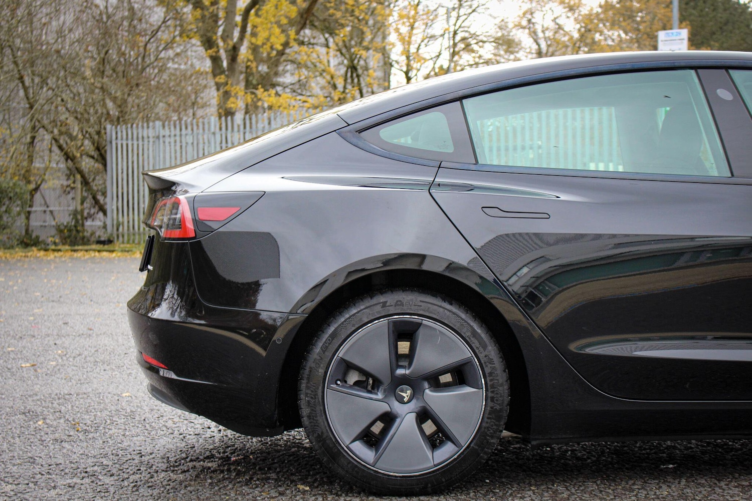 Used Tesla Model 3 2021 for sale - 76850491: Photo 20