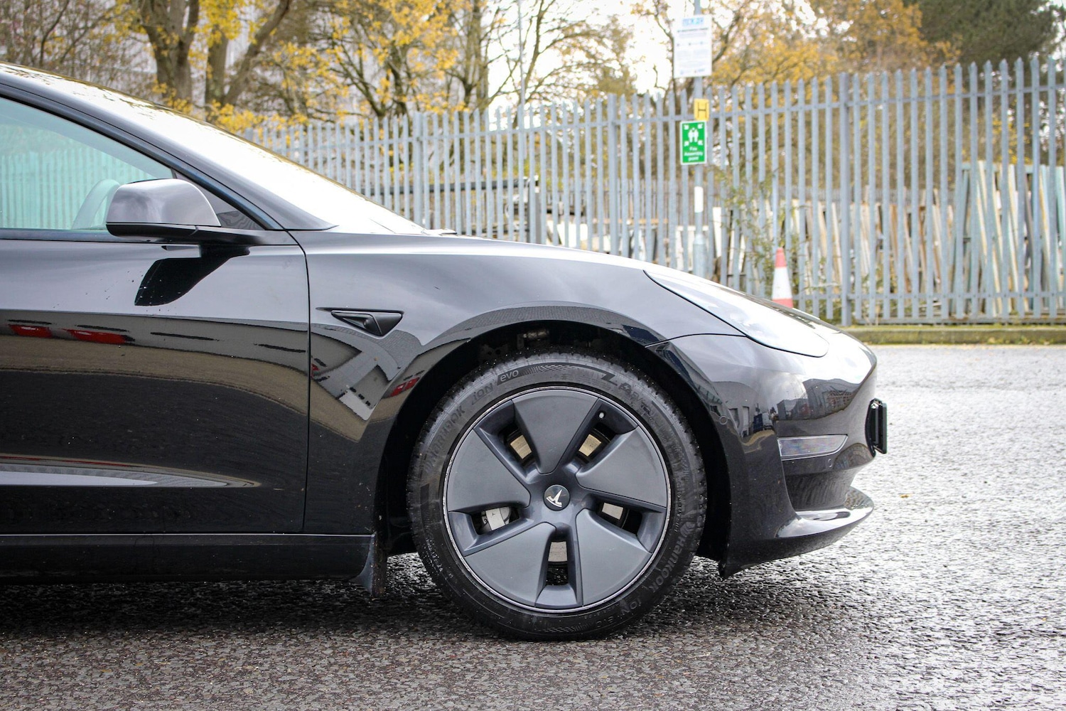 Used Tesla Model 3 2021 for sale - 76850491: Photo 21