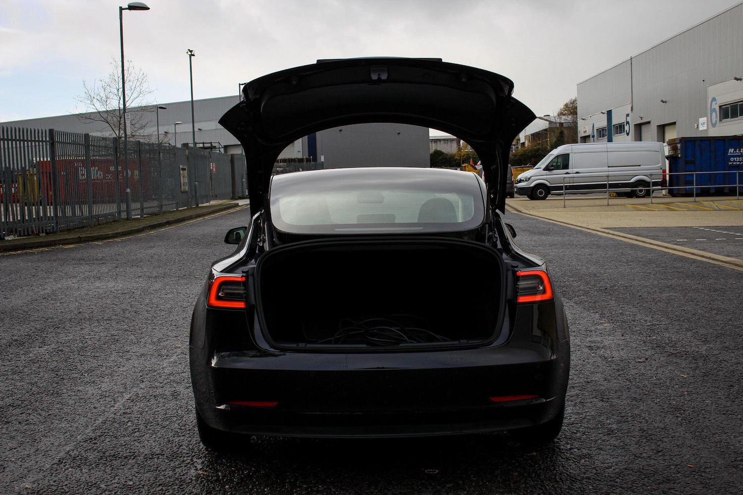 Used Tesla Model 3 2021 for sale - 76850491: Photo 32