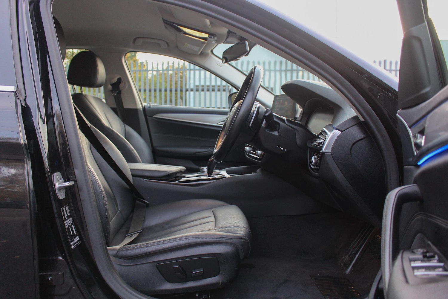 Used BMW 5 Series 2020 for sale - 76592636: Photo 28