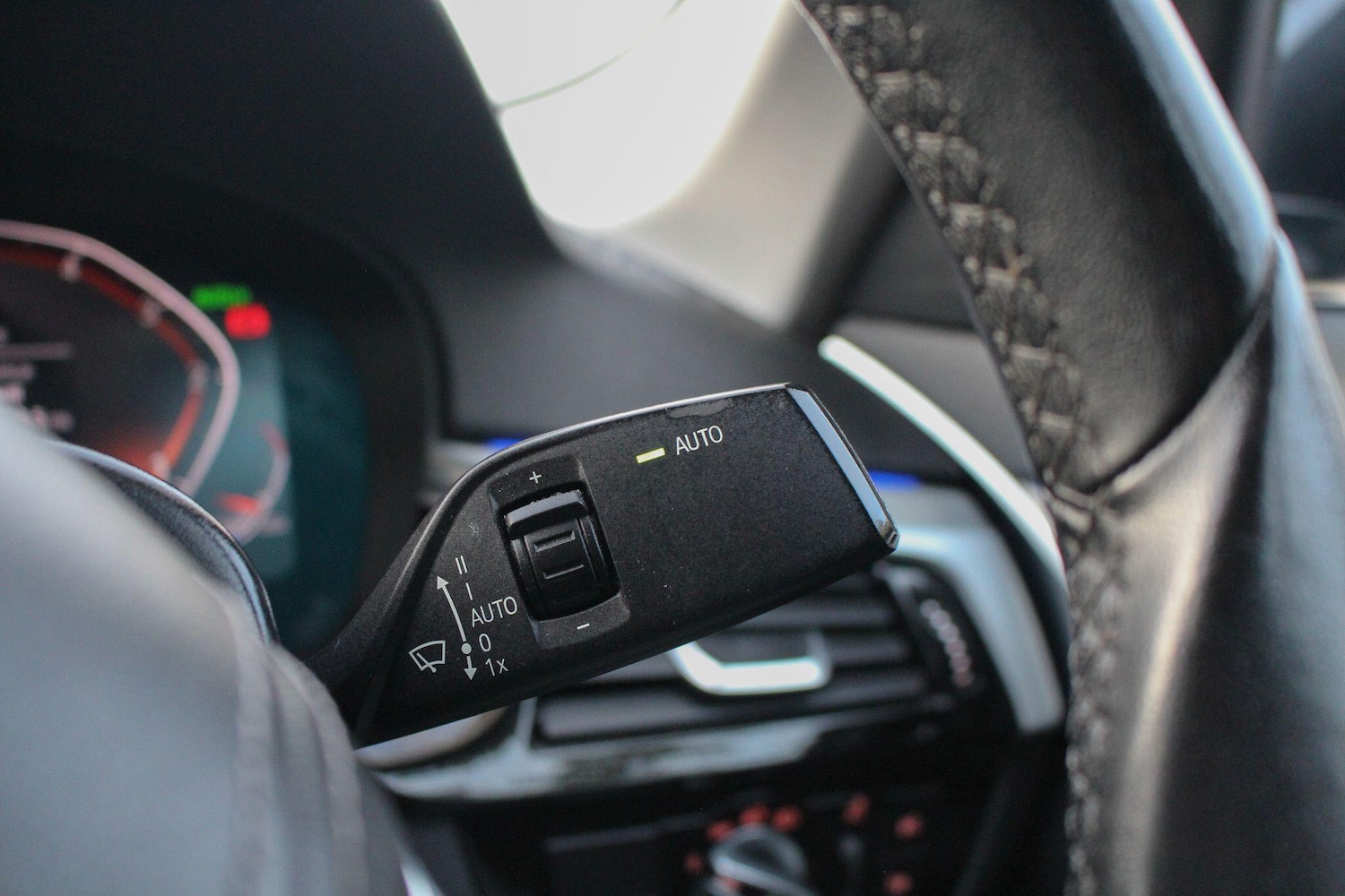 Used BMW 5 Series 2020 for sale - 76592636: Photo 32