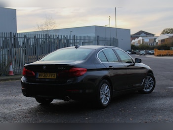 Used BMW 5 Series 2020 for sale - 76592636: Photo