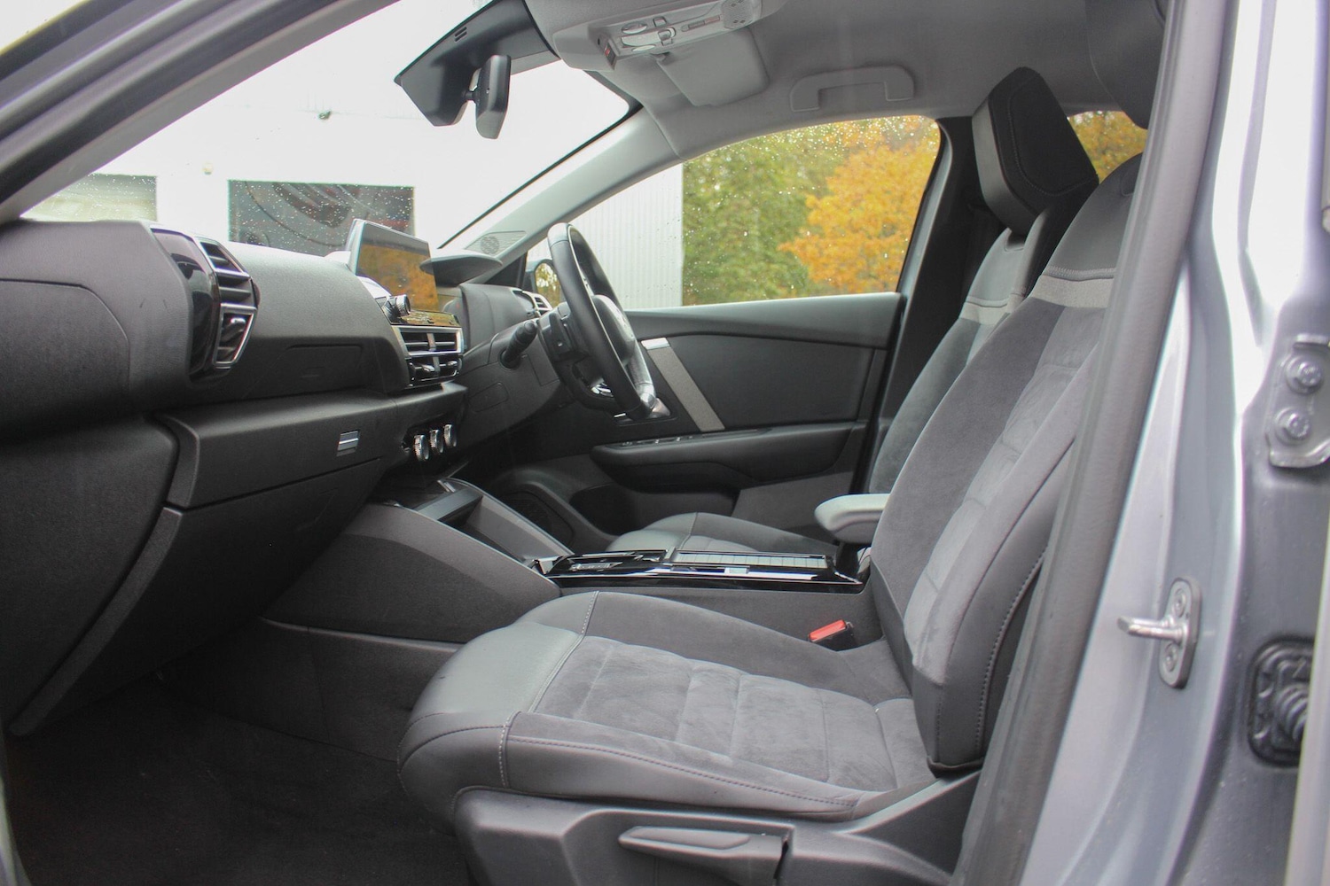 Used Citroen C4 2023 for sale - 76561770: Photo 21