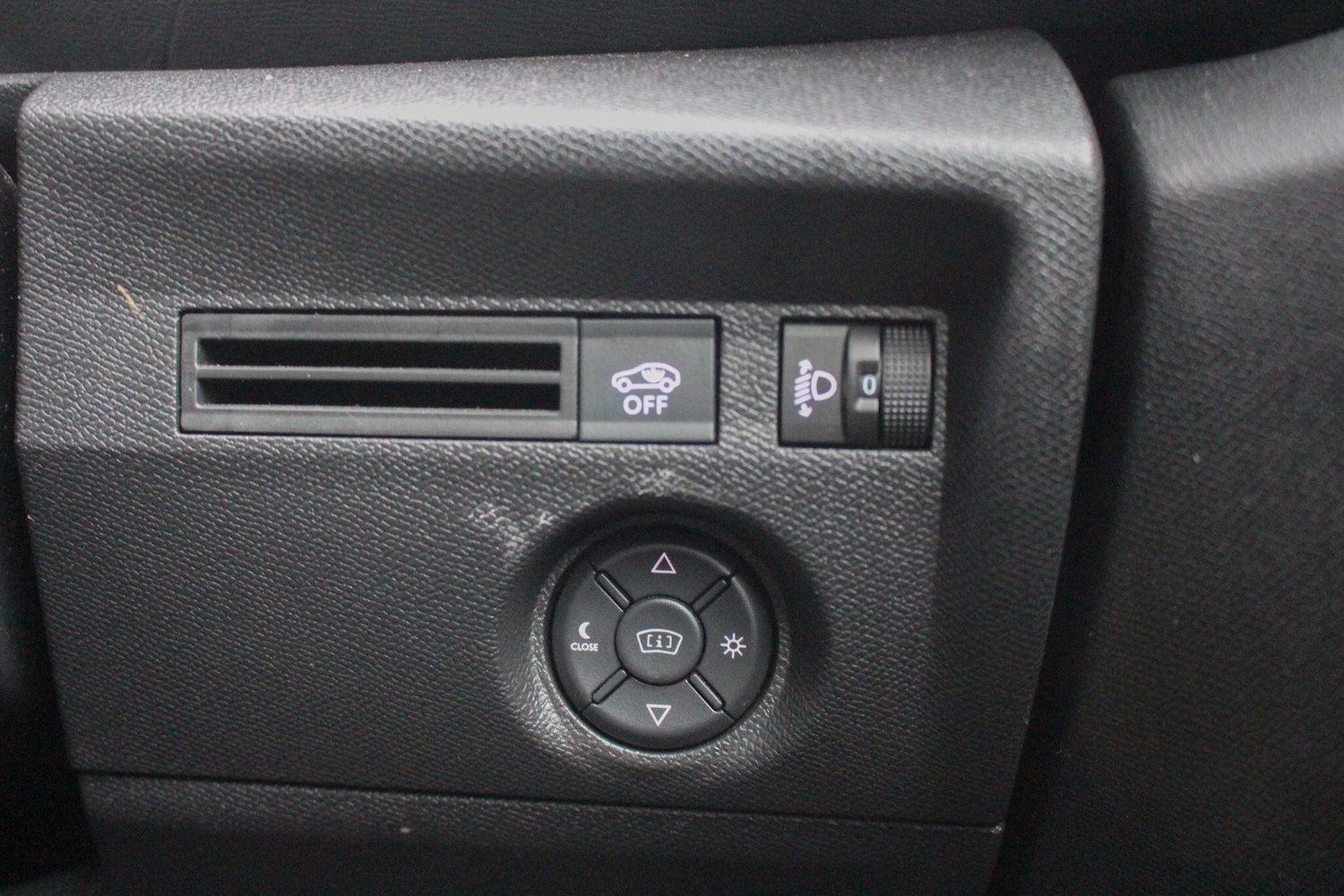 Used Citroen C4 2023 for sale - 76561770: Photo 29