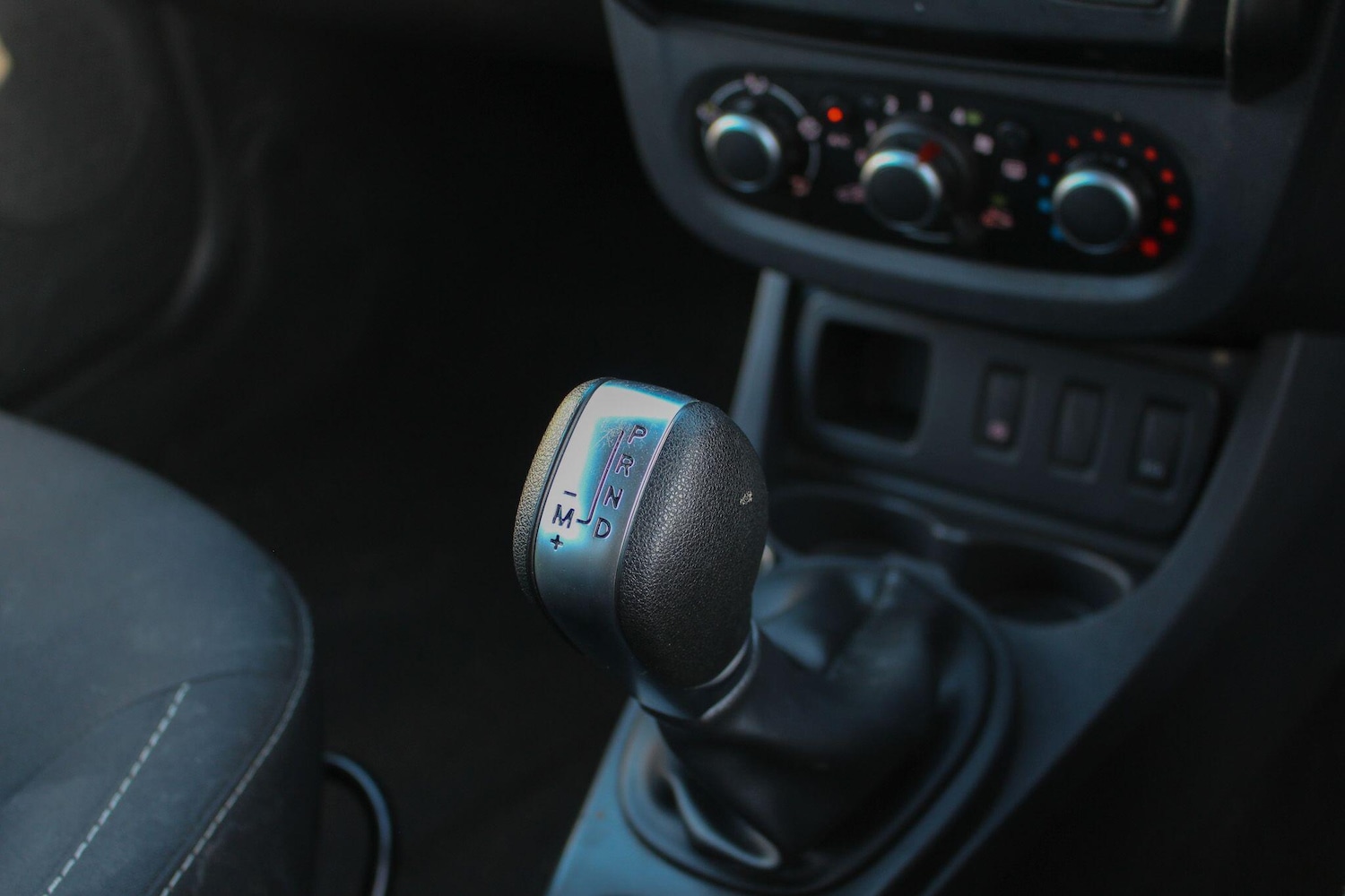 Used Dacia Duster 2018 for sale - 77081519: Photo 33