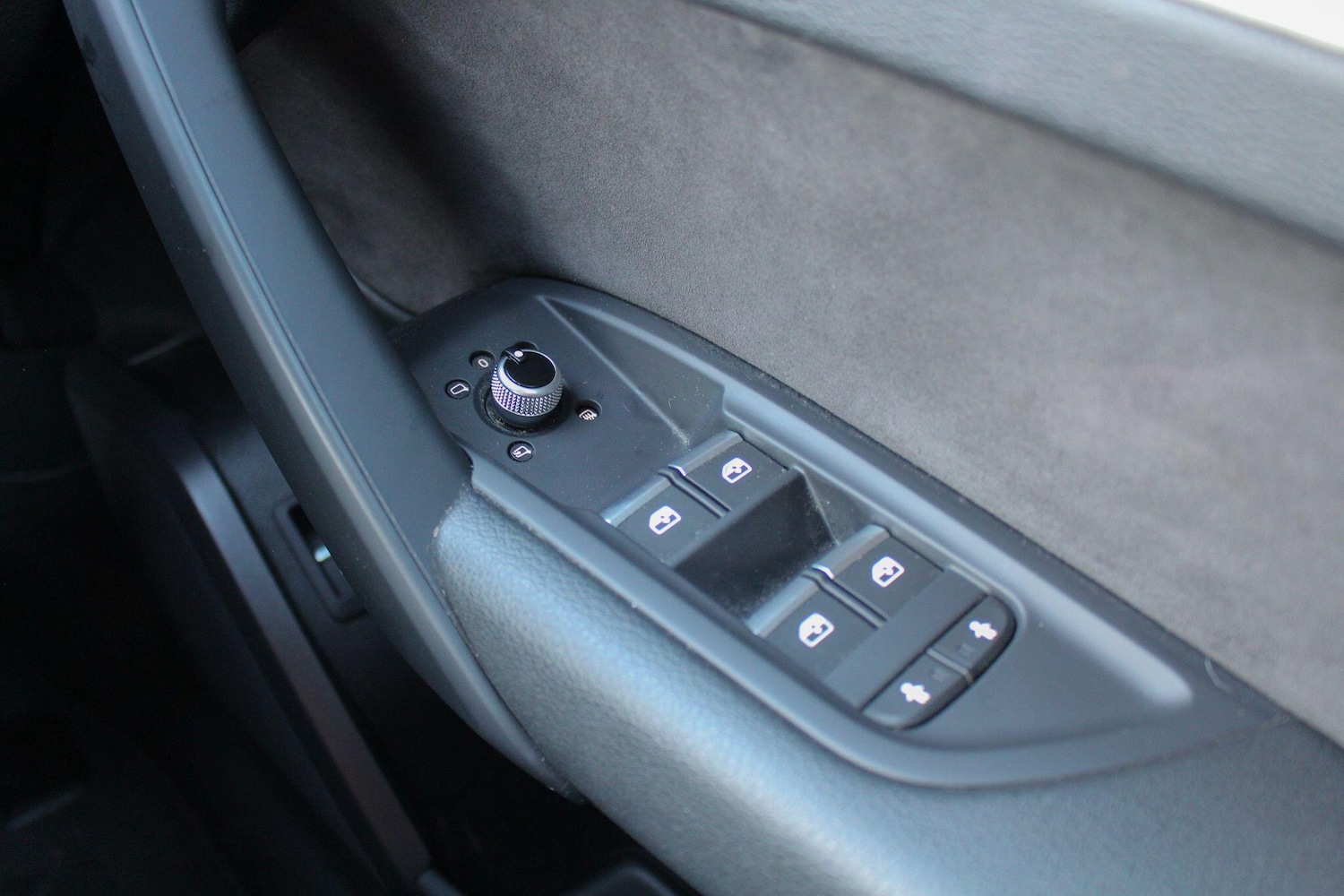 Used Audi Q5 2018 for sale - 77304970: Photo 37