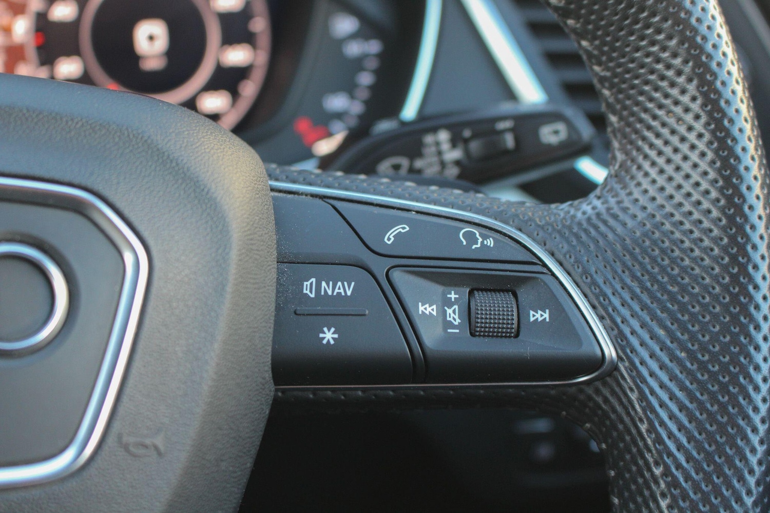 Used Audi Q5 2018 for sale - 77304970: Photo 41