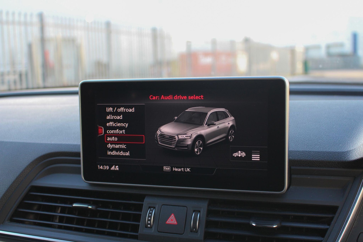 Used Audi Q5 2018 for sale - 77304970: Photo 55