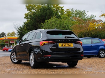 Used Skoda Octavia 2021 for sale - 76802268: Photo