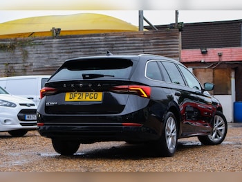 Used Skoda Octavia 2021 for sale - 76802268: Photo