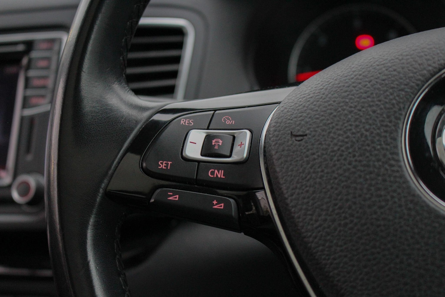 Used Volkswagen Sharan 2016 for sale - 77633184: Photo 35