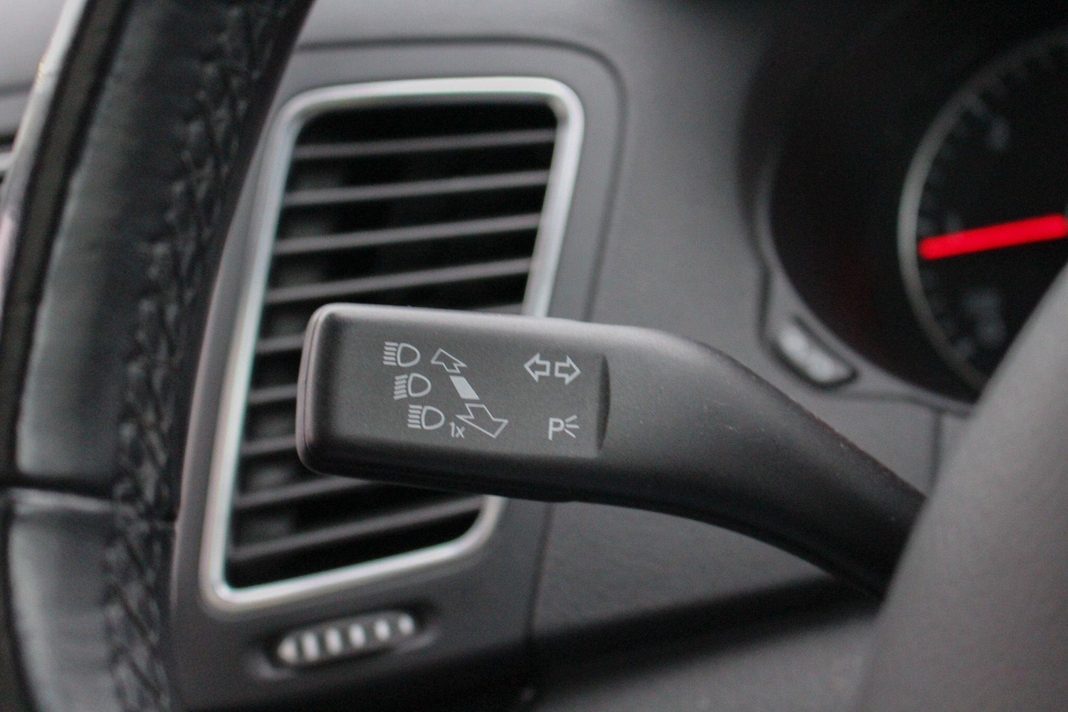 Used Volkswagen Sharan 2016 for sale - 77633184: Photo 36