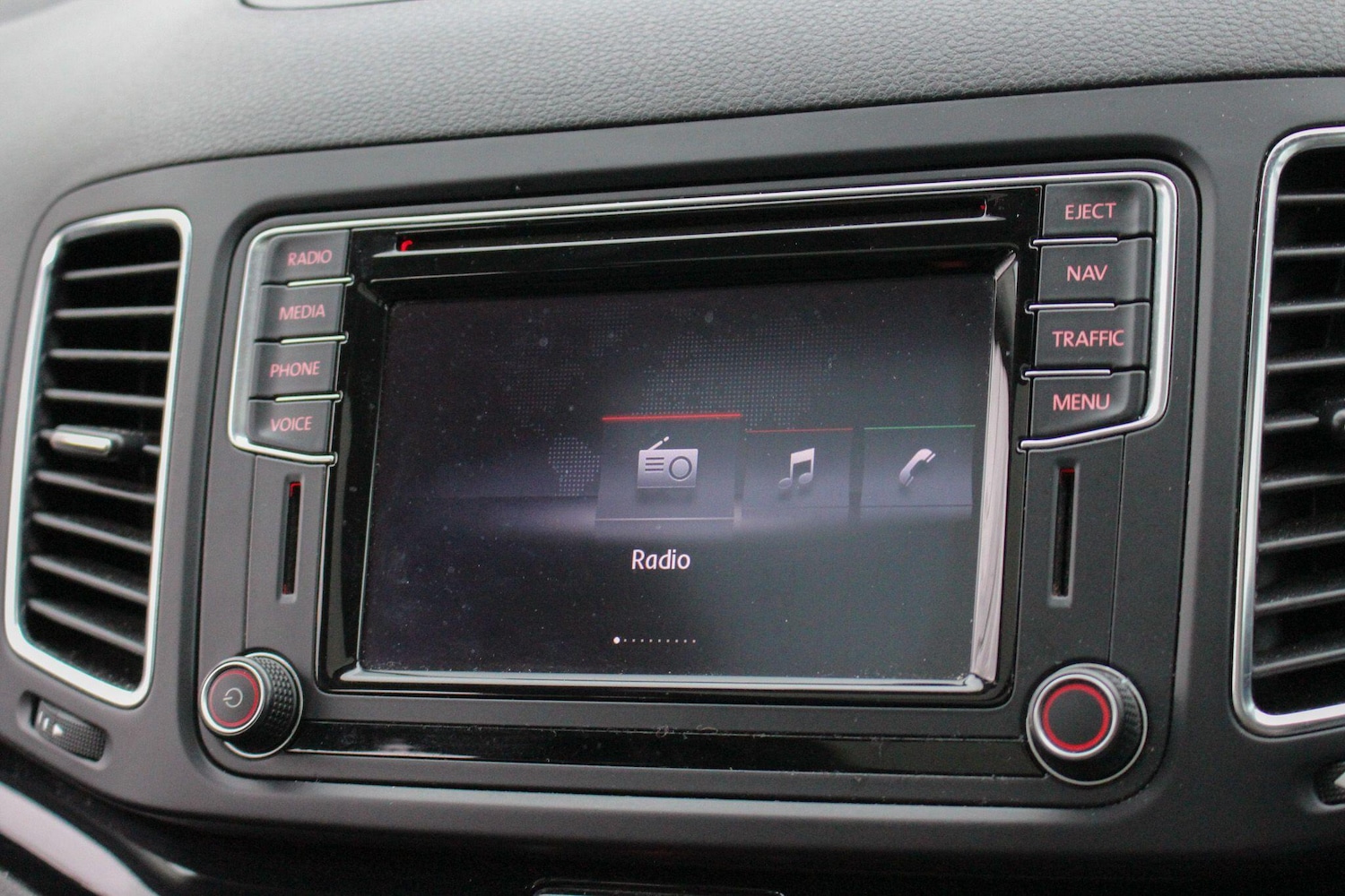 Used Volkswagen Sharan 2016 for sale - 77633184: Photo 42