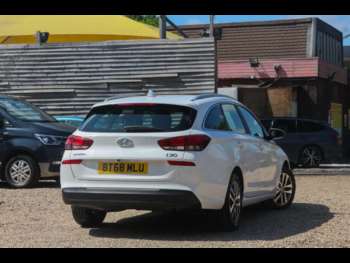 Used Hyundai i30 2018 for sale - 74553886: Photo