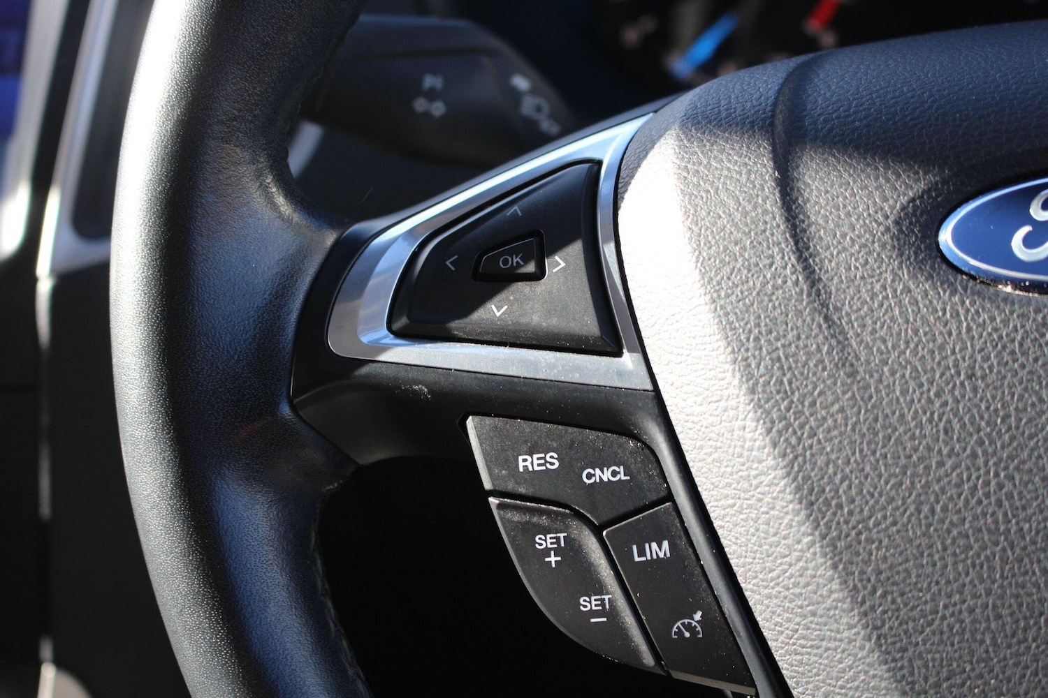 Used Ford Galaxy 2020 for sale - 76528062: Photo 31