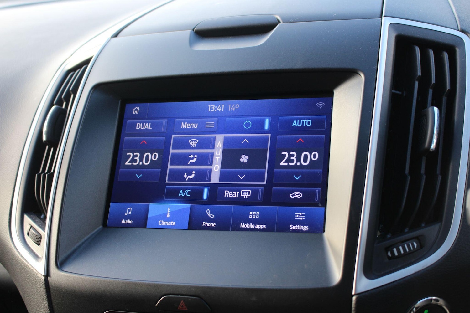 Used Ford Galaxy 2020 for sale - 76528062: Photo 40