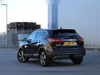 Used Nissan Qashqai 2018 for sale - 77957776: Photo