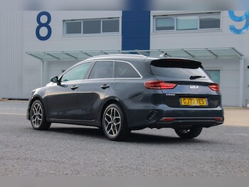 Used Kia Ceed 2022 for sale - 78516101: Photo