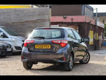 Used Toyota Yaris 2020 for sale - 75430869: Photo