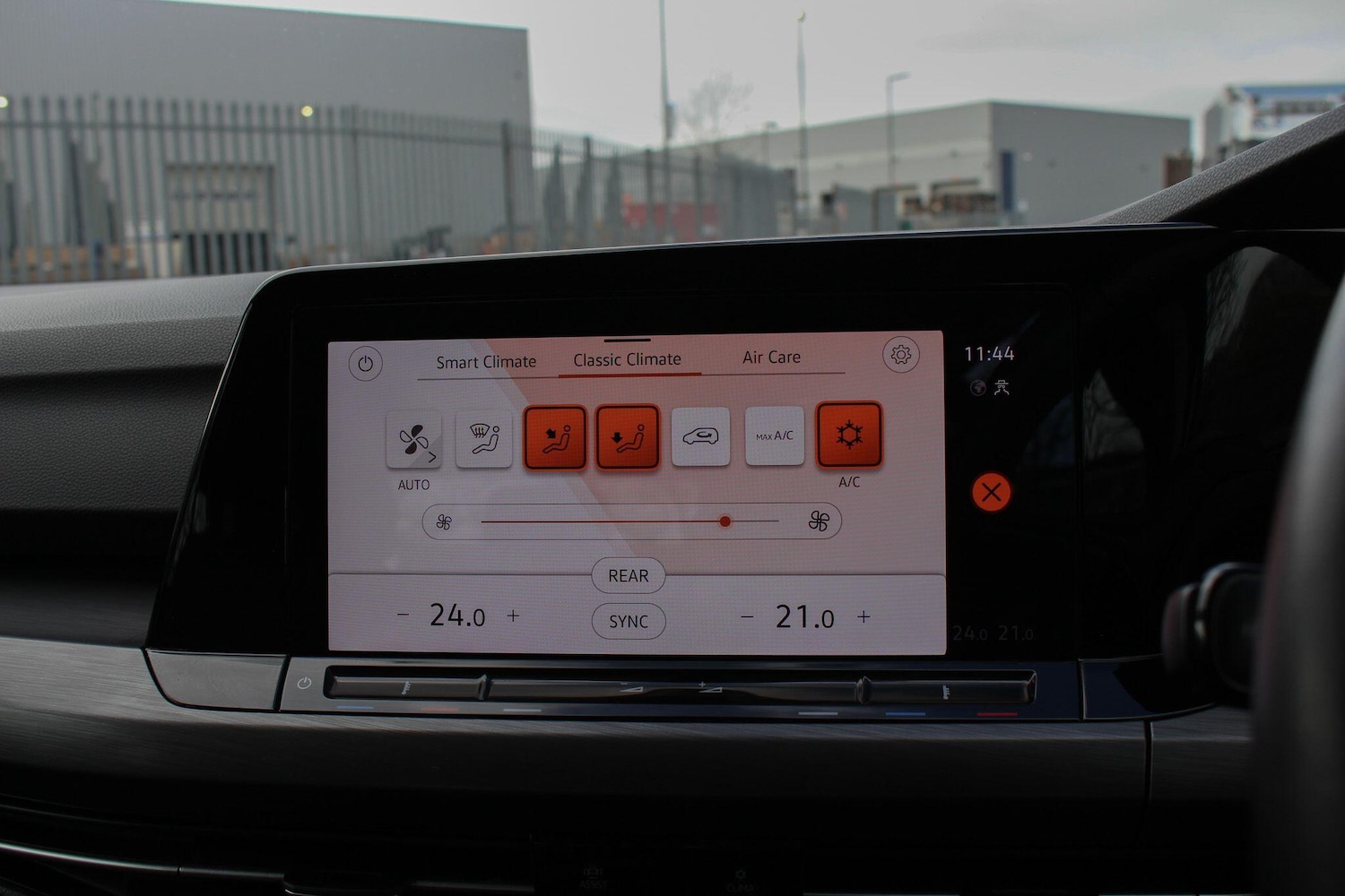 Used Volkswagen Golf 2023 for sale - 77939556: Photo 47