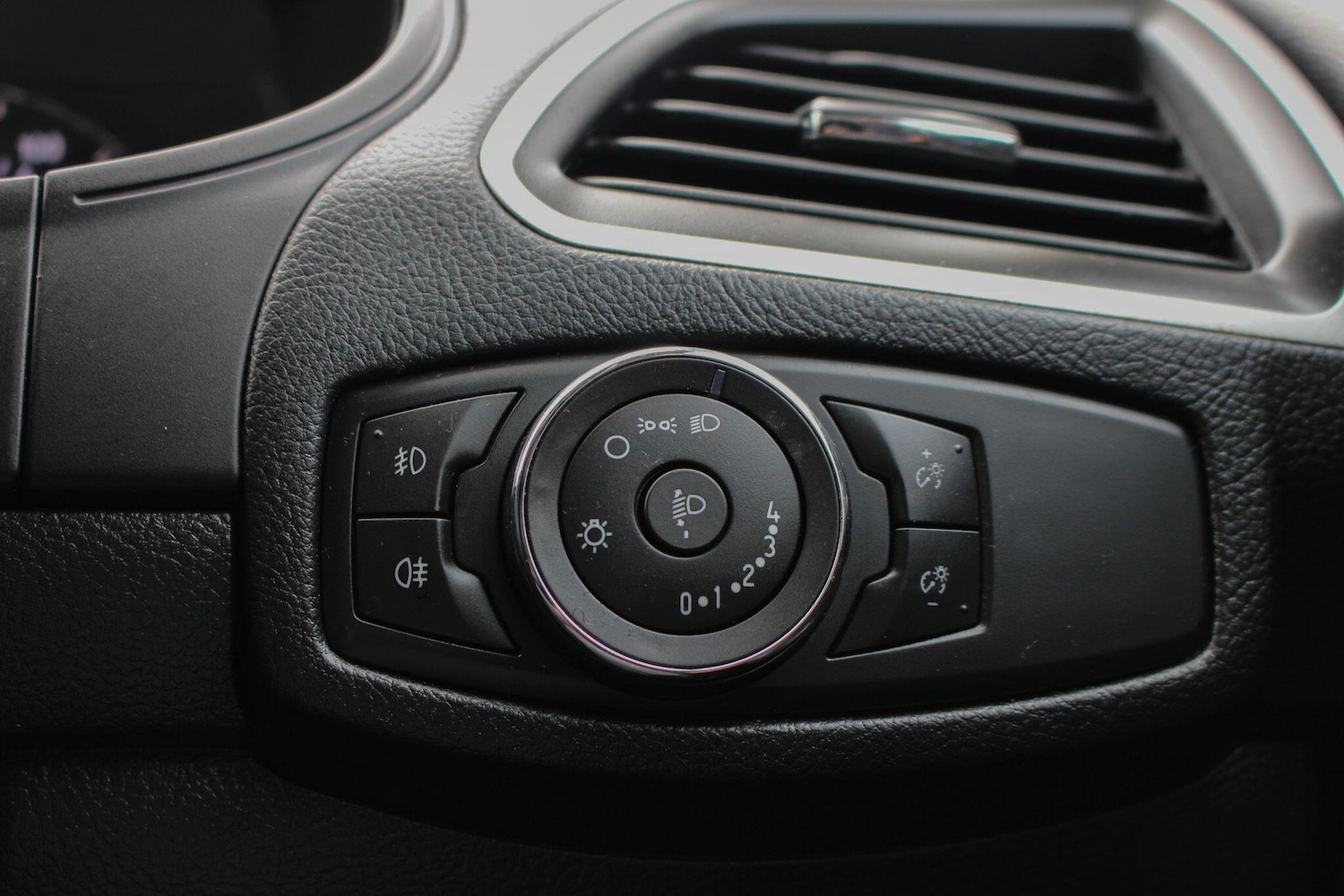 Used Ford Galaxy 2018 for sale - 77852837: Photo 29