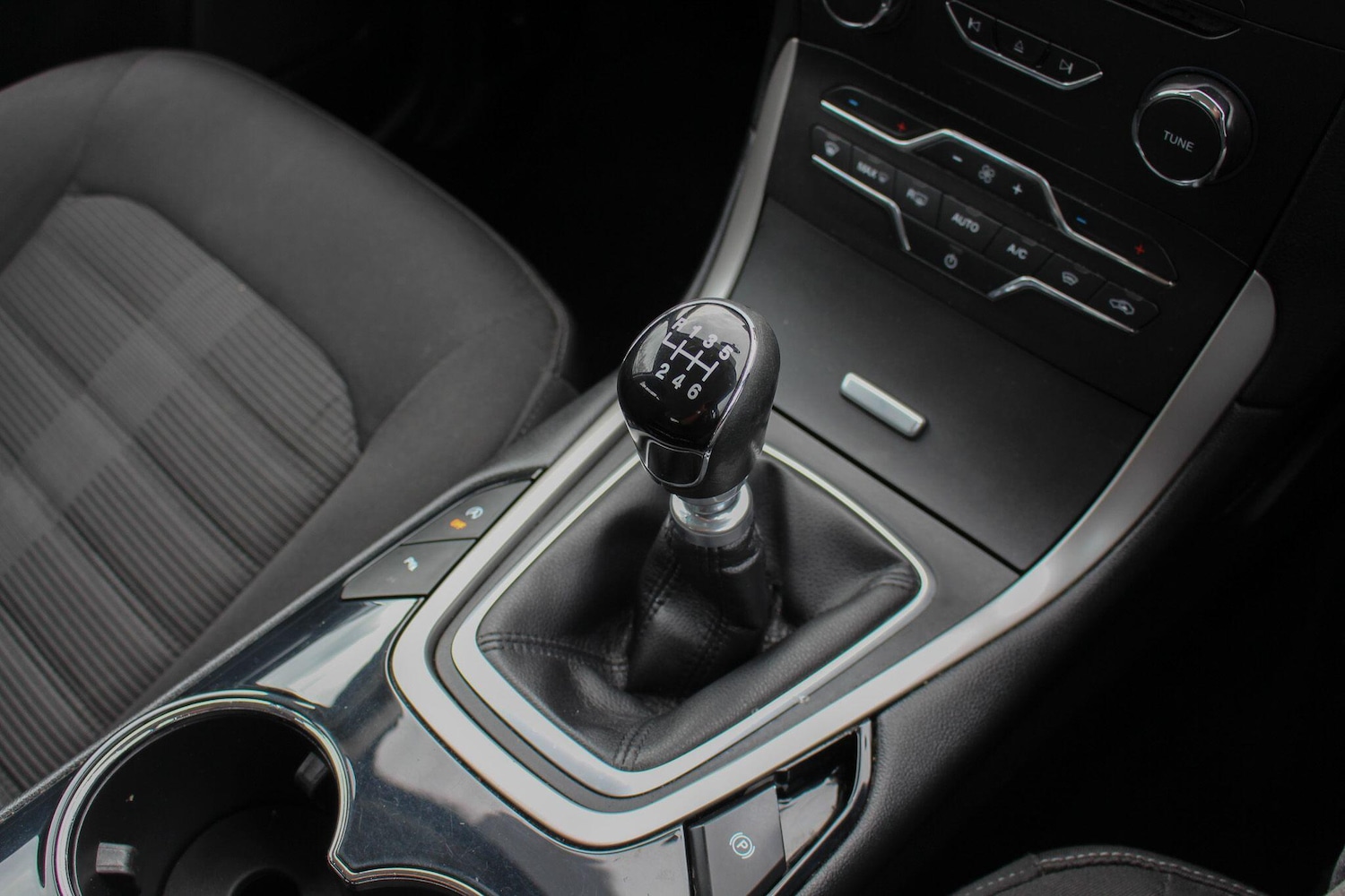 Used Ford Galaxy 2018 for sale - 77852837: Photo 32