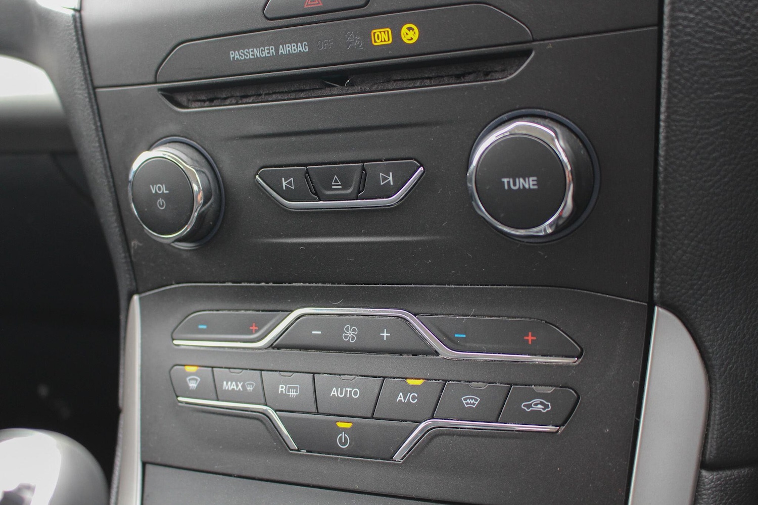 Used Ford Galaxy 2018 for sale - 77852837: Photo 34