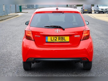 Used Toyota Yaris 2016 for sale - 77612422: Photo