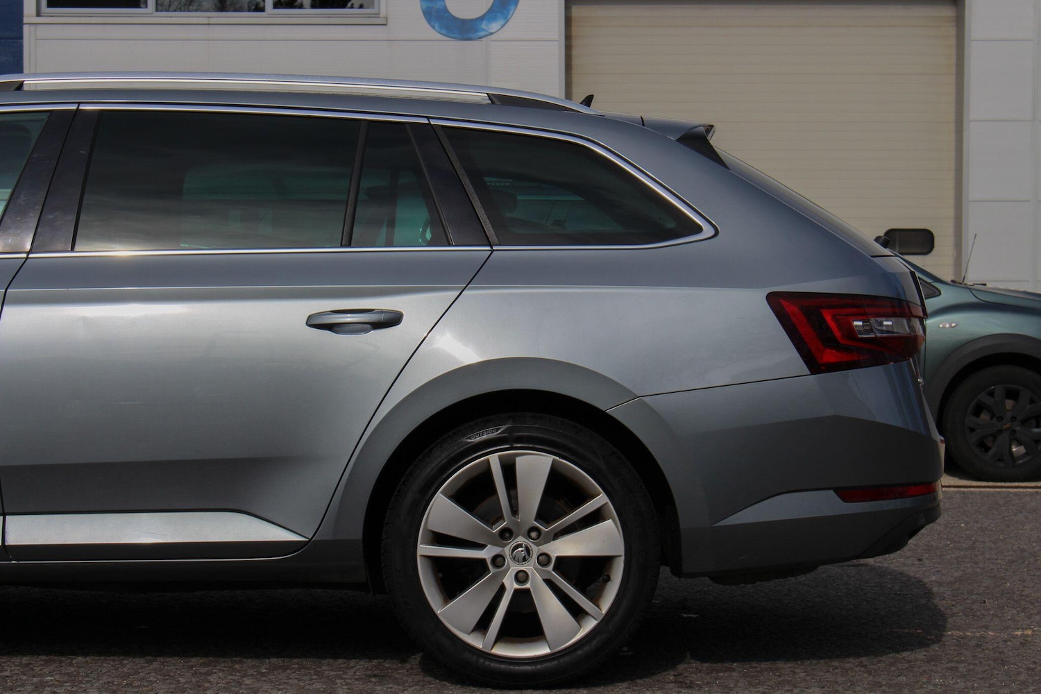 Used Skoda Superb 2017 for sale - 77838463: Photo 21