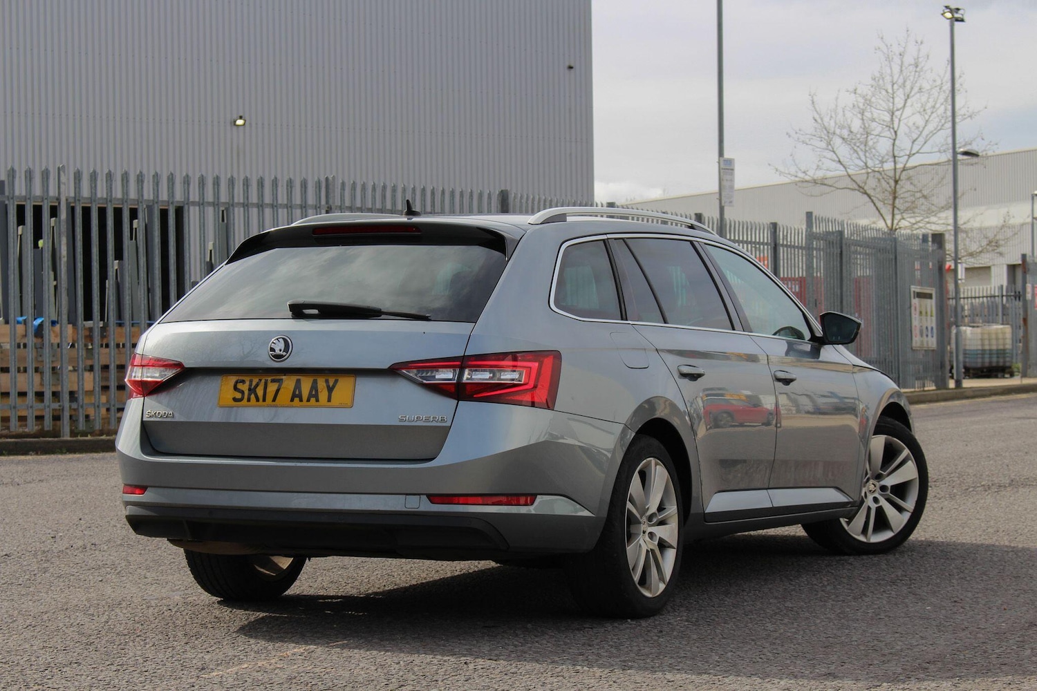 Used Skoda Superb 2017 for sale - 77838463: Photo 4