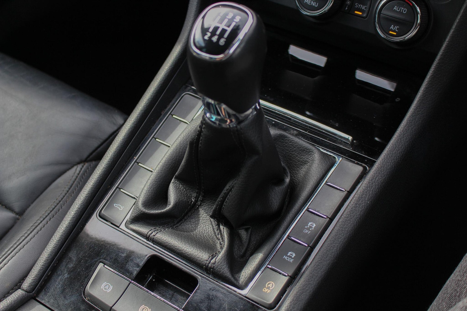 Used Skoda Superb 2017 for sale - 77838463: Photo 40